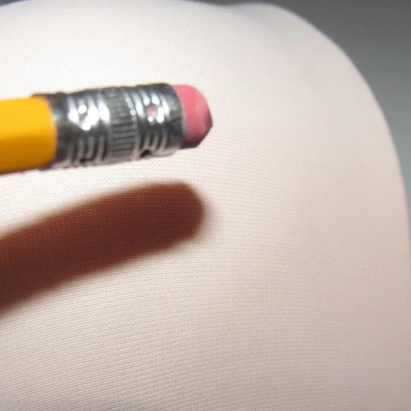 VINCE CAMUTO Underwire Lightly Lined Tan Bra Size 38D - Picture 5 of 5